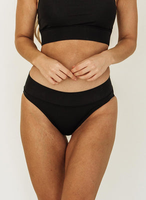 Black Classic Bottom