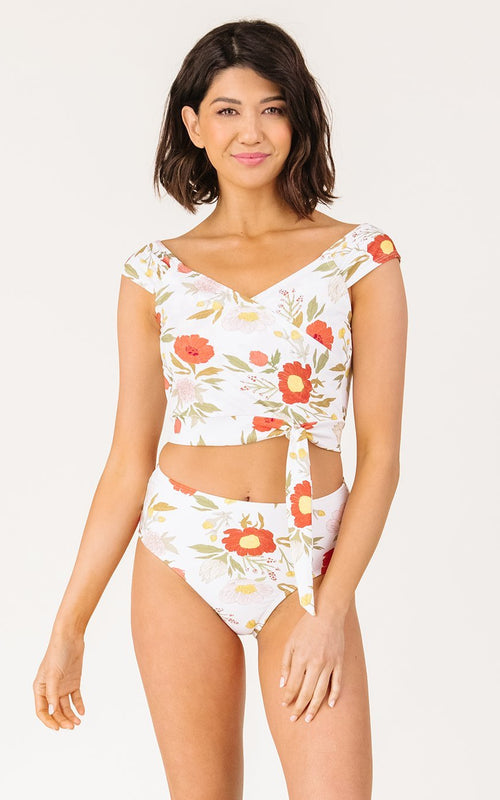Chloe Cap-Sleeve Crop